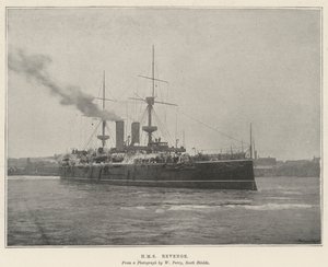 HMS Revenge od English Photographer
