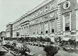 Hampton Court Palace, Hampton Court Road, Richmond: The Terrace, Wrens Court, 1896 od English Photographer