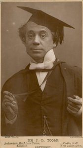 John Lawrence Toole , herec od English Photographer