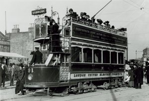 London United Electric Tramways od English Photographer