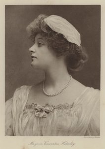 Marjorie vikomtesa Helmsley (čb fotografie) od English Photographer