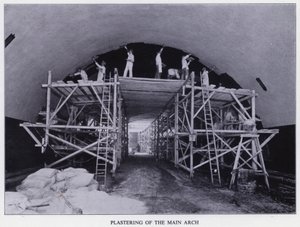 Tunel Mersey: Omítání hlavního oblouku (černobílá fotografie) od English Photographer