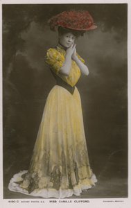 Slečna Camille Cliffordová od English Photographer