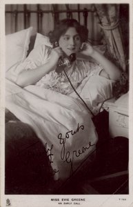 slečna Evie Greeneová: Včasný hovor od English Photographer