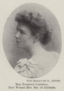 Slečna Florence Campbell, první žena bakalářka hudby v Austrálii od English Photographer