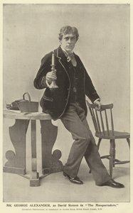 Pan George Alexander jako David Remon v Masqueraders od English Photographer