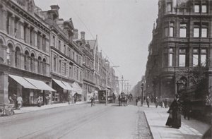 Newcastle, Grainger Street, West (černobílá fotografie) od English Photographer