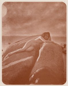 Umění nudistů: Lorelei (čb fotografie) od English Photographer