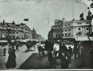 Oxford Circus, Westminster LB: Pohled na východ, 1895 od English Photographer