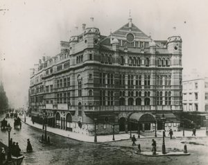 Palace Theatre, Cambridge Circus, Londýn od English Photographer