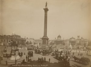 Pohlednice s obrázkem Trafalgarského náměstí od English Photographer