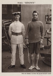 Prince of Wales se svým zřízencem na palubě HMS Renown (černobílá fotografie) od English Photographer