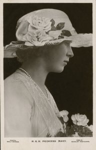 Princezna Mary (černobílá fotografie) od English Photographer