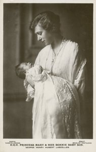 Princezna Mary, vikomtesa Lascelles, se svým nejstarším synem Georgem od English Photographer