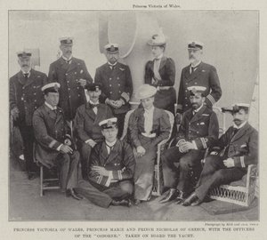 Princezna Victoria z Walesu, princezna Marie a princ Nicholas Řecka s důstojníky Osborne na palubě jachty od English Photographer