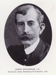 Významní muži Londýna: James Buchanan (černobílá fotografie) od English Photographer