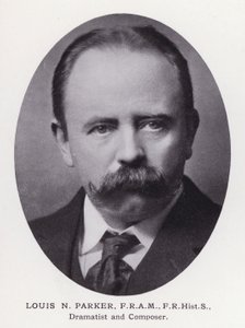 Významní muži Londýna: Louis N Parker (černobílá fotografie) od English Photographer