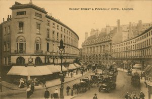 Regent Street a Piccadilly Hotel, Londýn od English Photographer