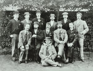 Rosendale Road School: skupiny učitelů, 1897 od English Photographer