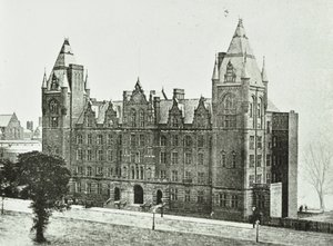 Royal College of Music: exteriér, 1894 od English Photographer