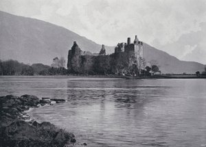 Skotsko: hrad Kilchurn (černobílá fotografie) od English Photographer