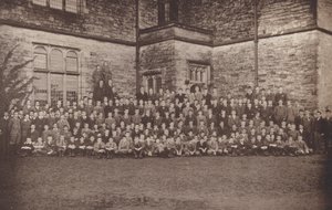 Sedbergh: Skupina chlapců (černobílá fotografie) od English Photographer