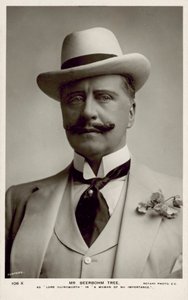 Sir Herbert Beerbohm Tree, anglický herec (čb fotografie) od English Photographer