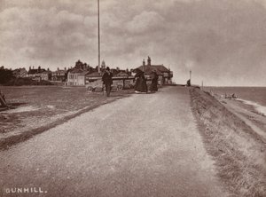 Southwold: Gunhill (černobílá fotografie) od English Photographer