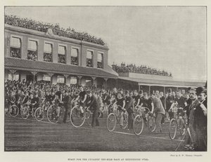 Start závodu cyklistů na deset mil na Kennington Oval od English Photographer