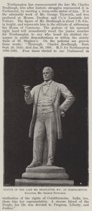 Socha zesnulého pana Bradlaugha, MP, v Northamptonu, sochař, pan George Tinworth od English Photographer