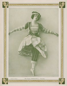 Tamara Karsavina, ruská primabalerína, v inscenaci Ballets Russes baletu Igora Stravinského Petrushka (č/b foto) od English Photographer