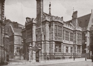 Astor Estate Office, Victoria Embankment od English Photographer
