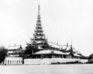 Velký audienční sál v Královském paláci, Mandalaj, asi 1890 od English Photographer