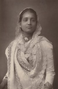 Maharani z Kuch Bihar od English Photographer