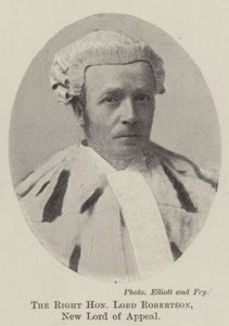 Ctihodný lord Robertson, nový pán odvolání od English Photographer