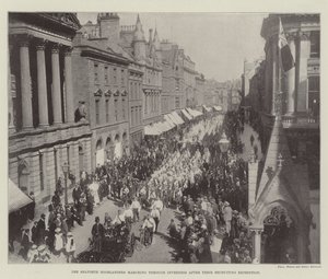 Seaforth Highlanders pochodující Inverness po jejich náborové expedici od English Photographer