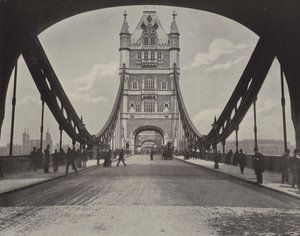 Tower Bridge (čb fotografie) od English Photographer