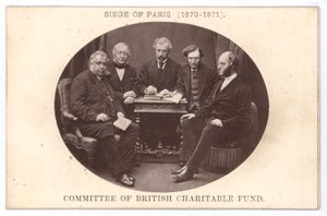 Výbor Britského charitativního fondu, který pomáhá chudým během obléhání Paříže (1870-1871) (čb foto) od English Photographer