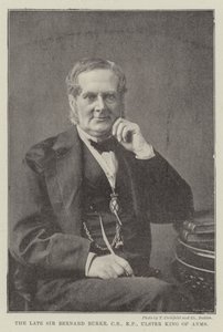 Zesnulý sir Bernard Burke, CB, KP, Ulster King of Arms od English Photographer