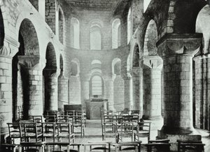 Tower of London, Tower Hill: Saint Johns Chapel, 1890 od English Photographer