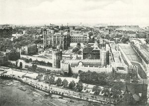 Tower of London z Tower Bridge od English Photographer