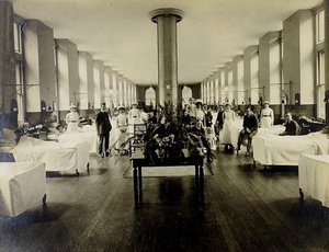 Victoria Ward v nemocnici St. Thomas Hospital, Londýn, kolem roku 1900 od English Photographer