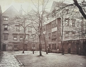 Pohled na Barnards Inn, Londýn, 1879 od English Photographer