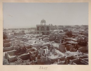 Vesnice uvnitř Purana Qila, pohled na Sher Mandal, asi 1908-1911 (čb fotografie) od English Photographer