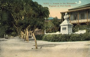 Wagham Monument, Port Taufiq, Suez (barevné foto) od English Photographer