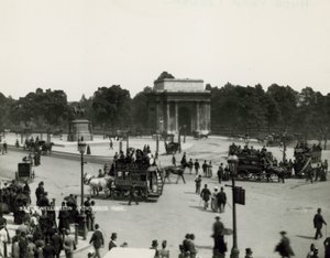 Wellington Arch, Green Park od English Photographer