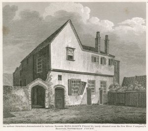 Starobylá stavba označená v různých záznamech King Johns Palace od English School