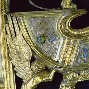 Anděl hrající na malém šátku, detail z crozier Williama z Wykehamu (asi 1320-1404) (stříbrné zlacení a champleve smalt) od English School