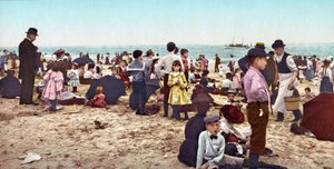 Plážová scéna (ručně kolorovaná fotografie) od English School