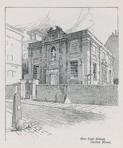 Škola modrého kabátu na Caxton Street od English School